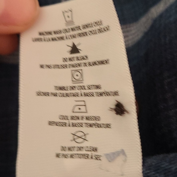 Wind River flannel button up - Picture 3 of 3